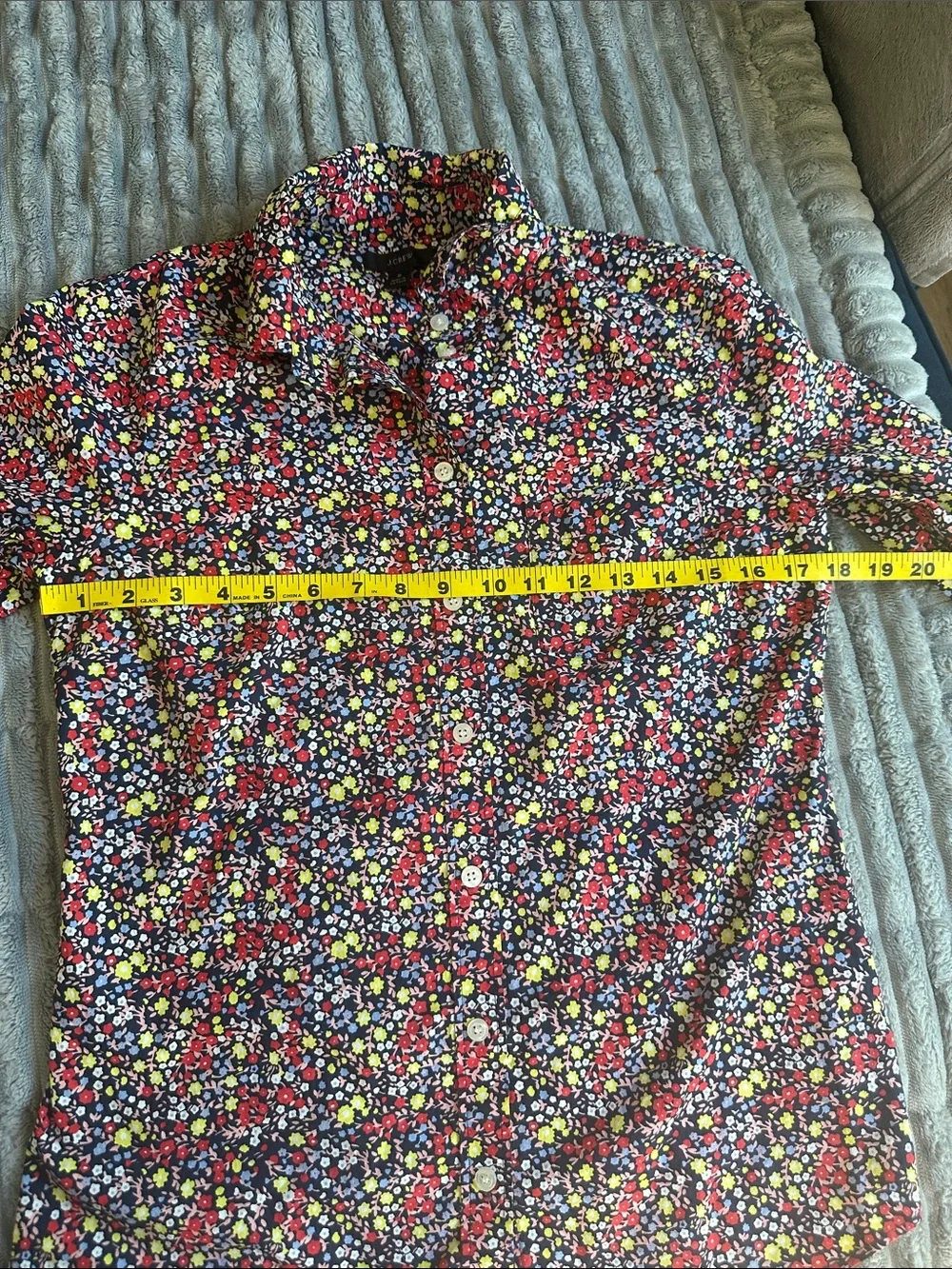 J. Crew tiny floral print 190% cotton collared button down top - Picture 6 of 8